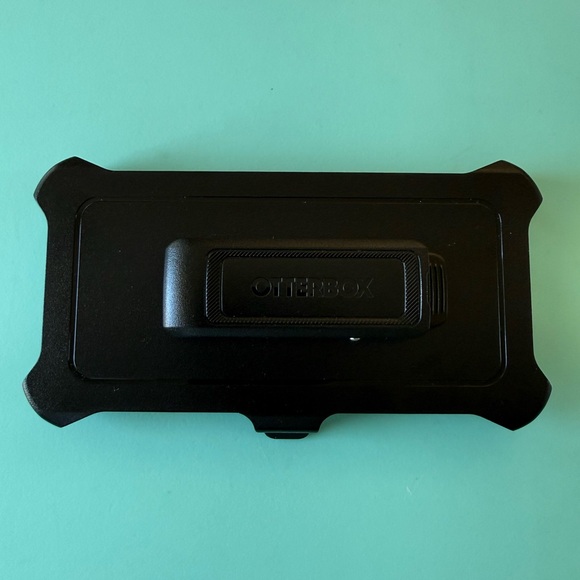 OtterBox Other - OtterBox Black iPhone 13/14/15 Belt Holster ONLY